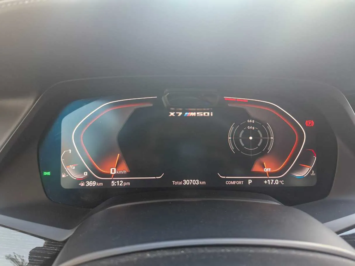 Car image 21