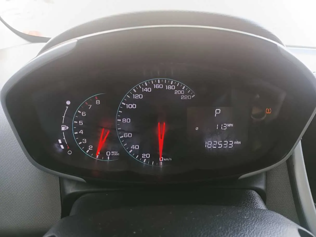 Car image 18
