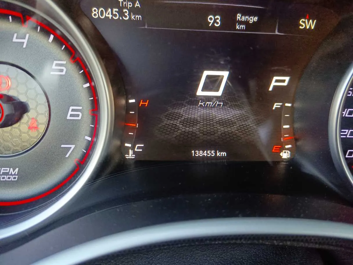 Car image 28