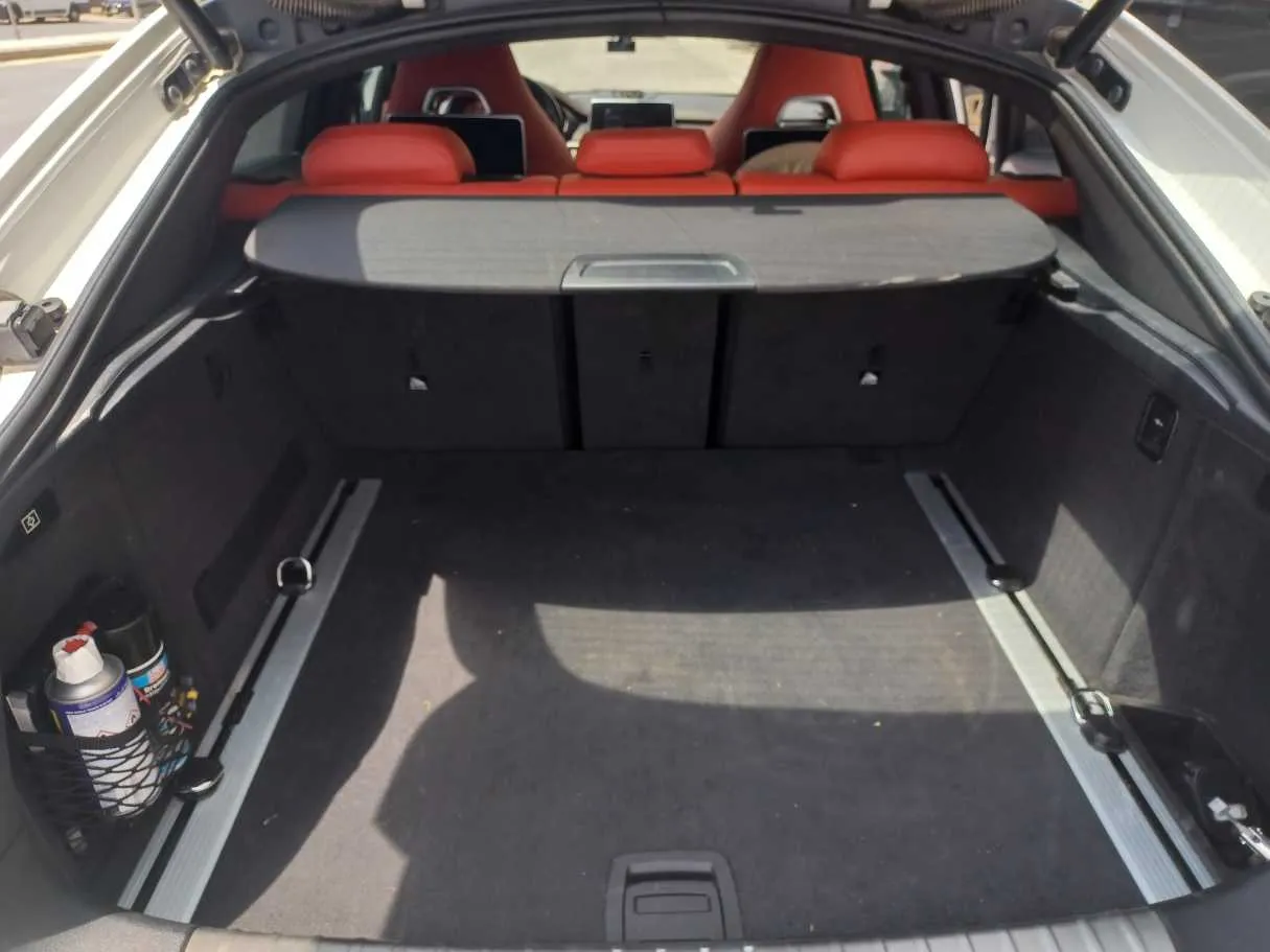 Car image 22
