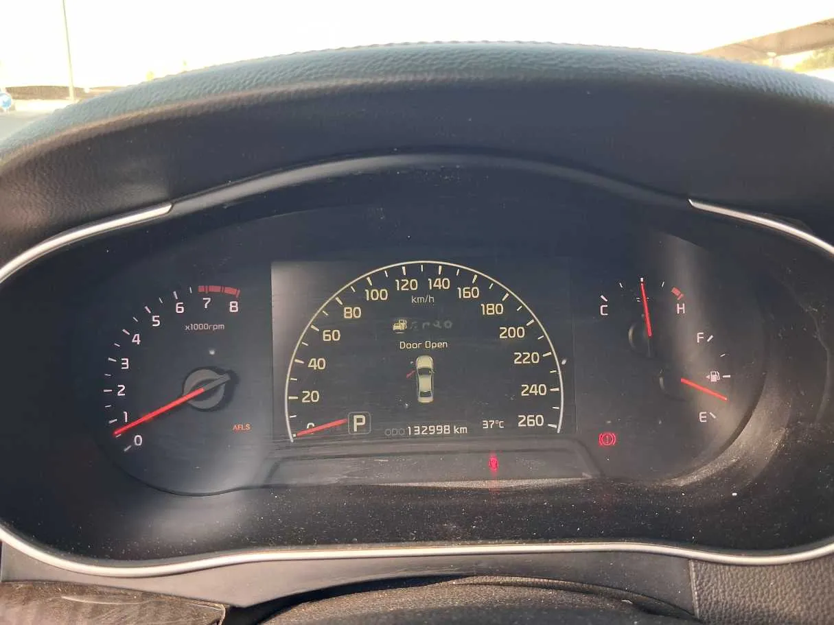 Car image 20