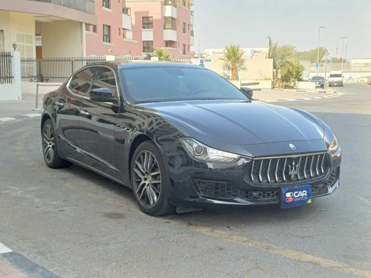 Car image 3