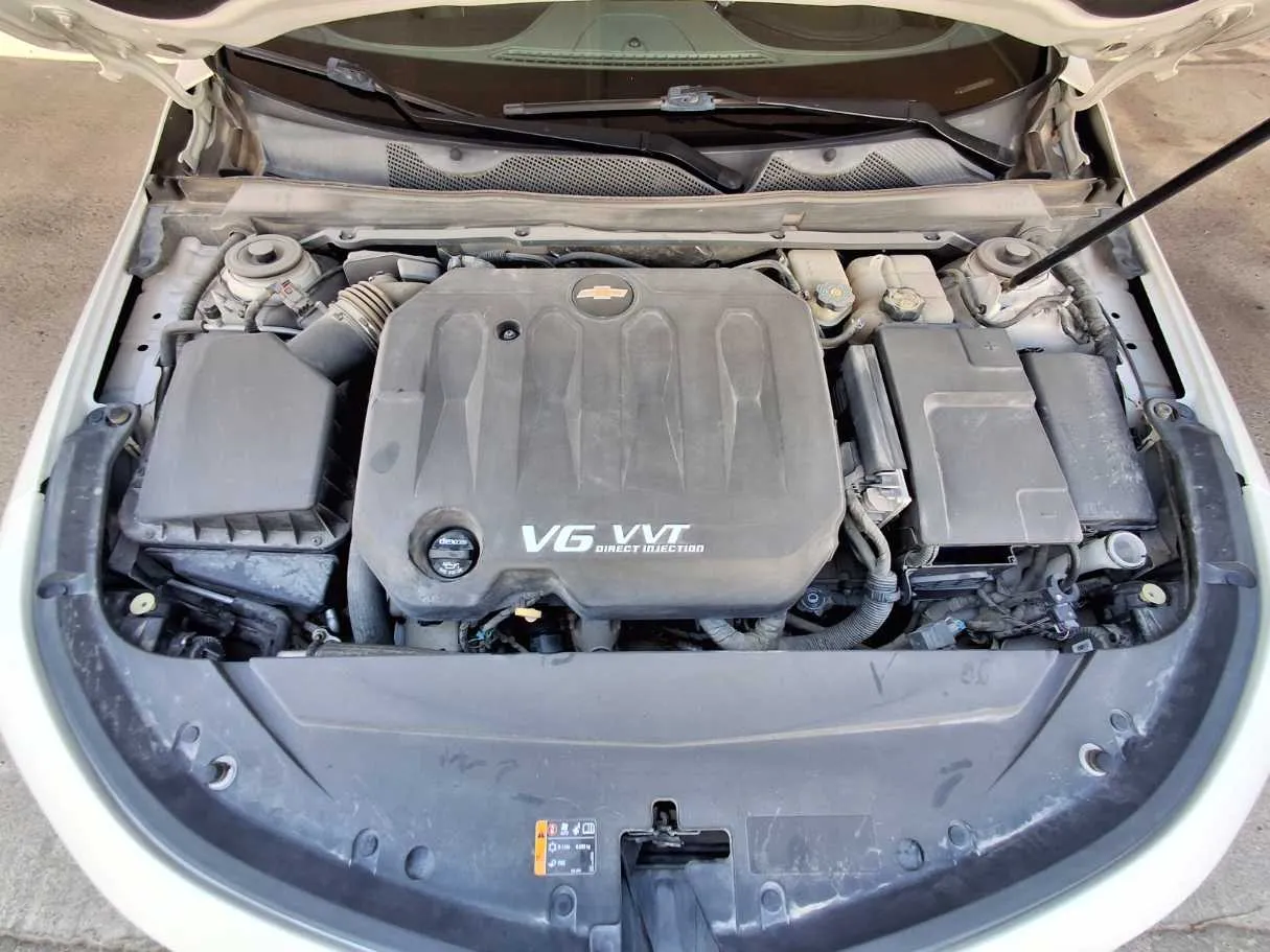 Car image 20