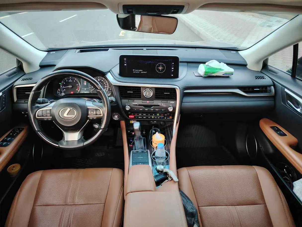 Car image 22