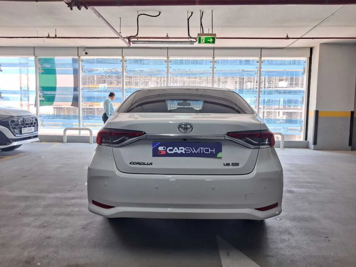 Car image 6