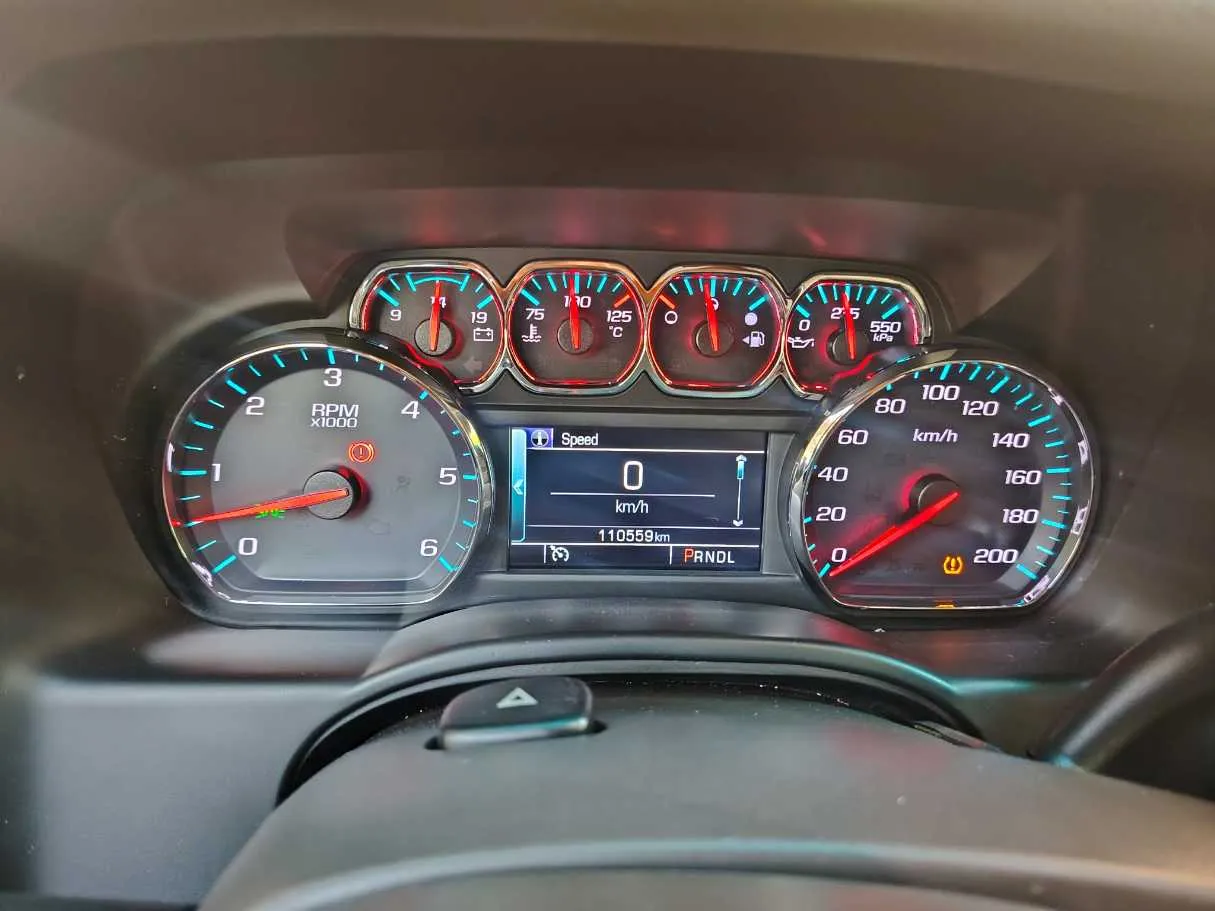 Car image 25