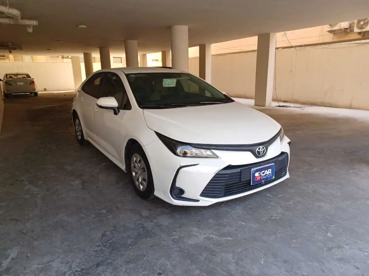 Car image 3