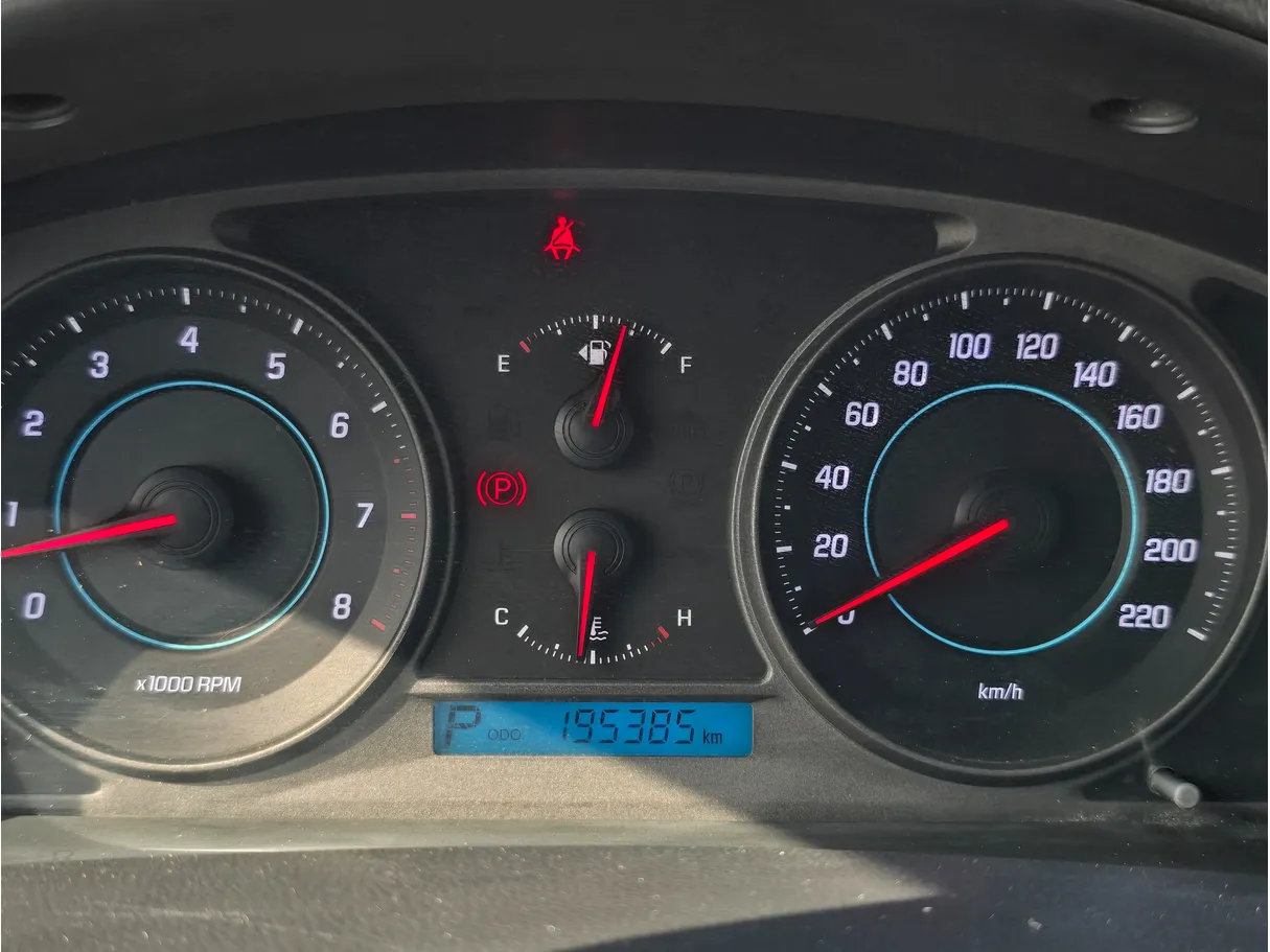 Car image 6