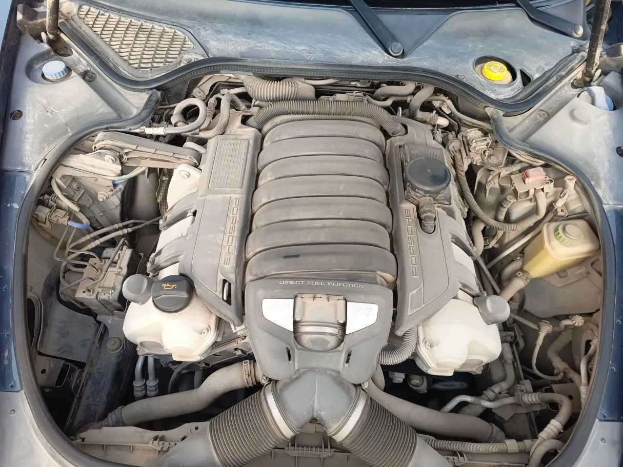 Car image 46