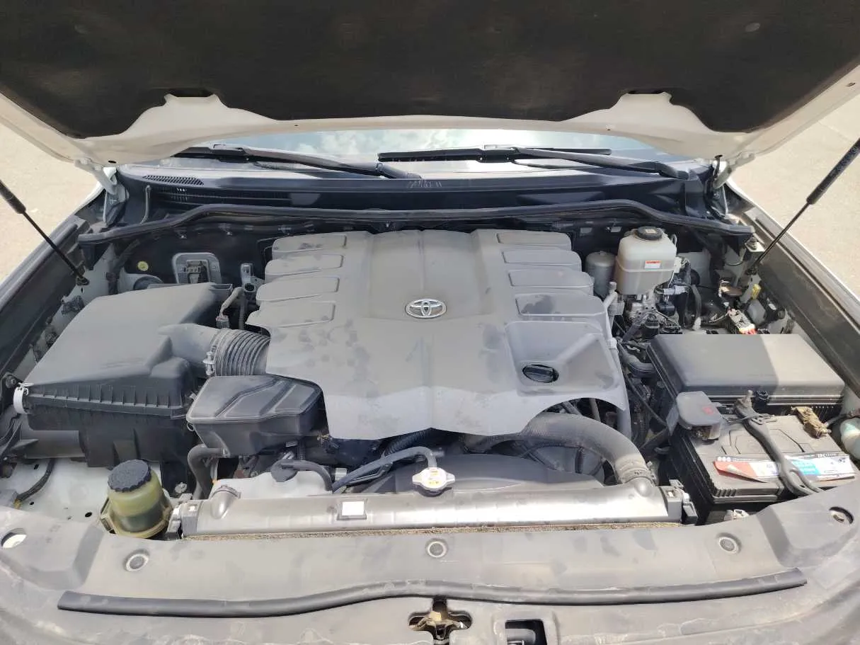 Car image 39
