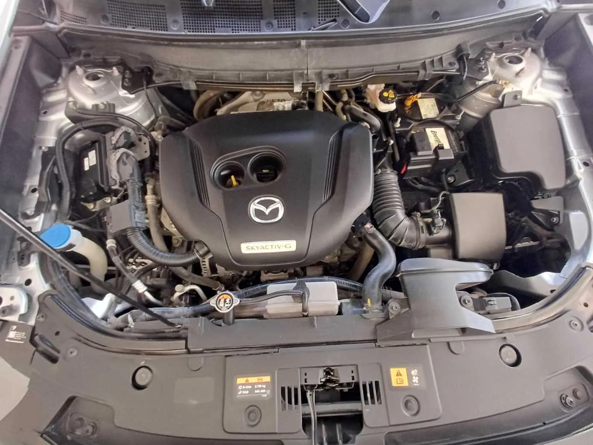 Car image 22