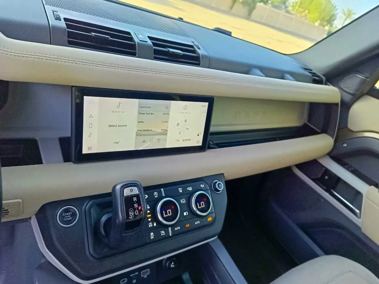 Car image 21