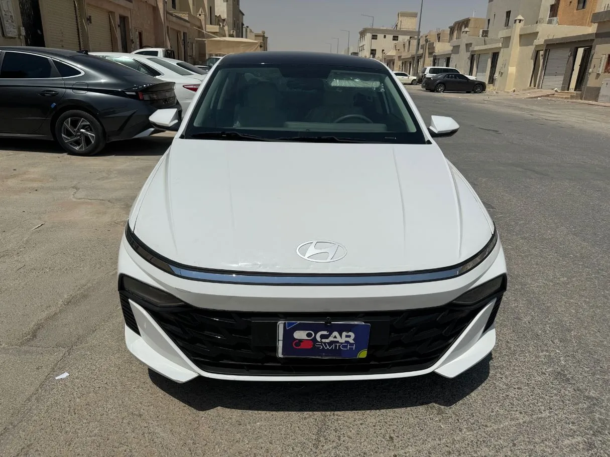 Car image 2