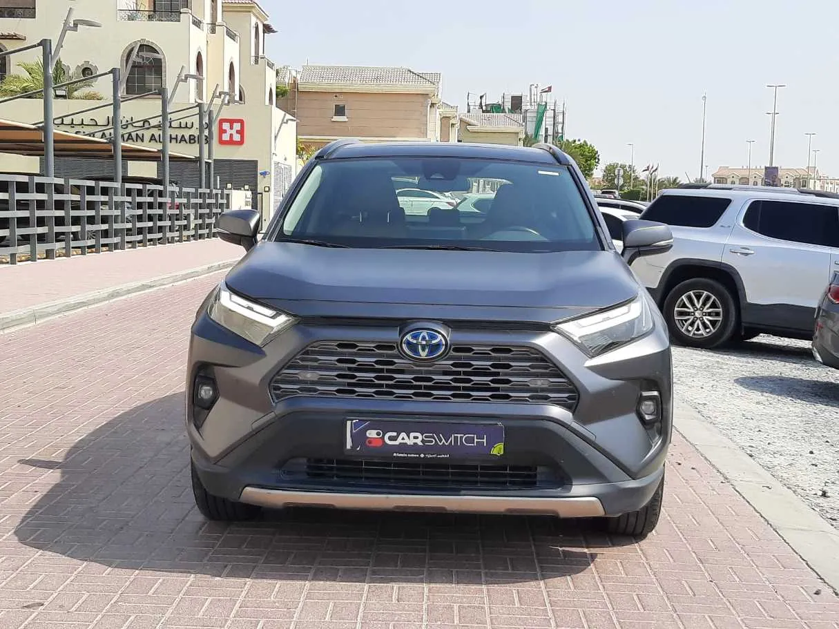 Car image 2