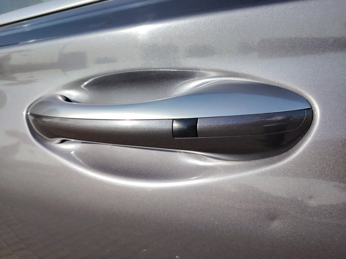 Car image 34