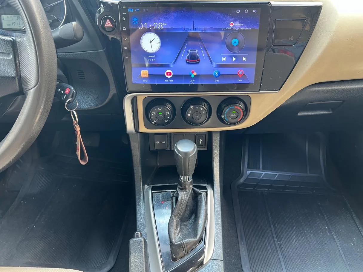 Car image 17
