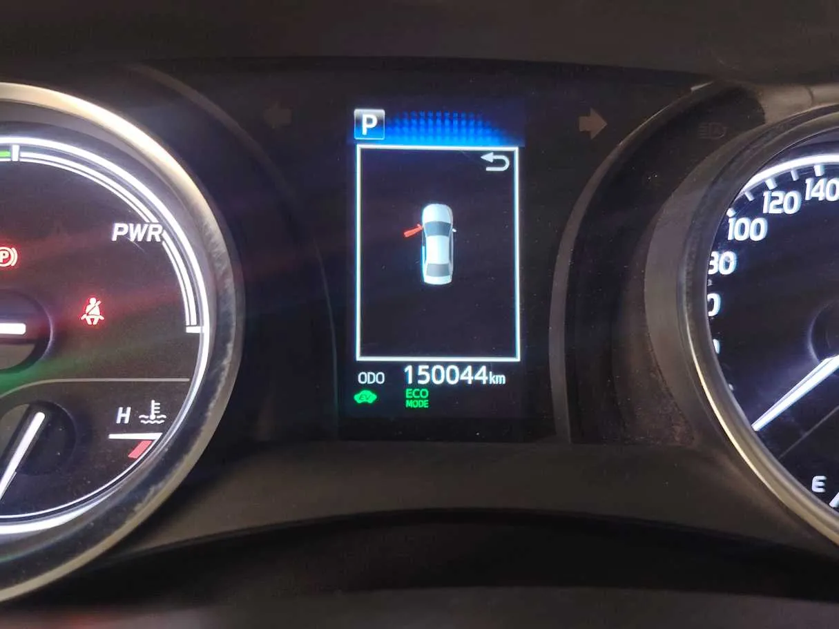 Car image 19