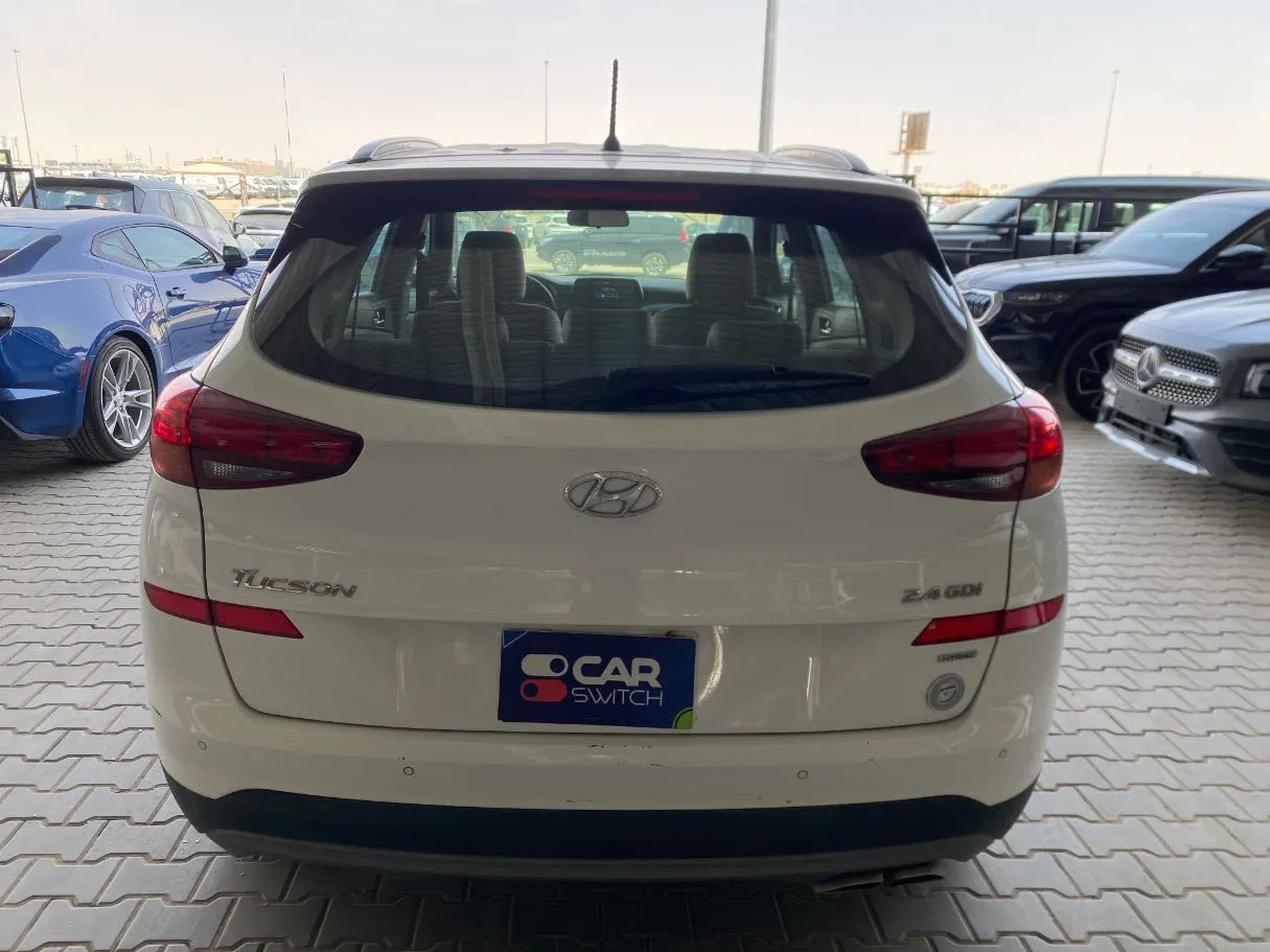 Car image 6