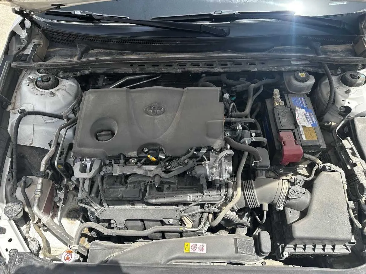 Car image 27