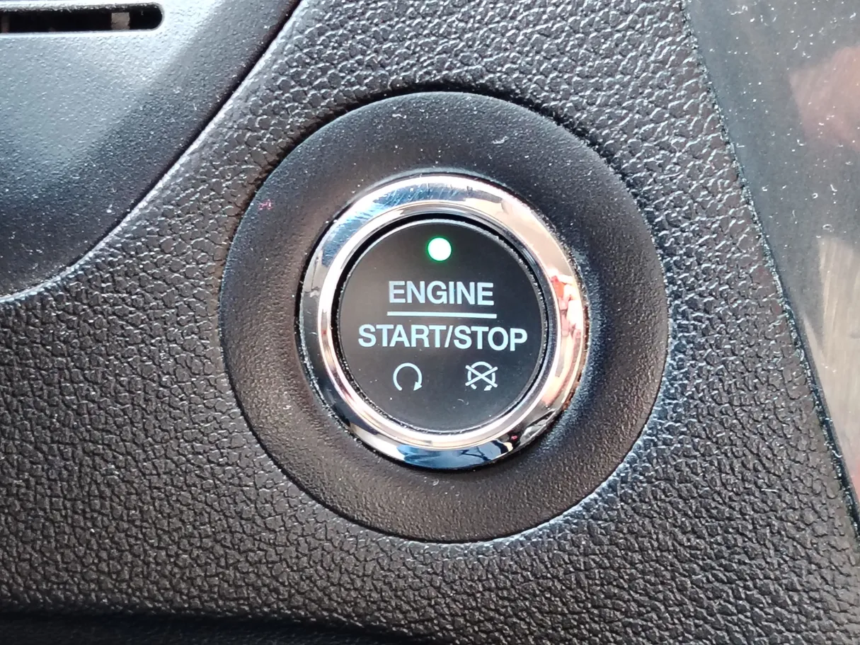 Car image 27