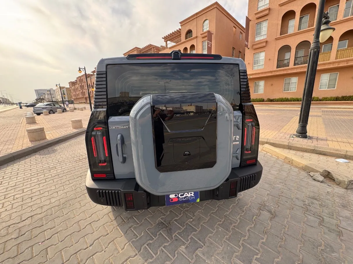 Car image 6