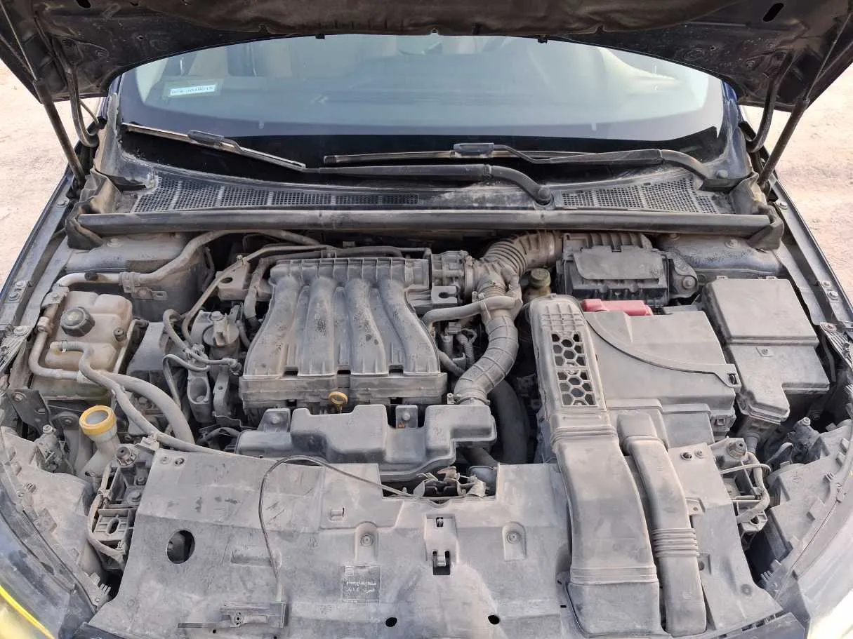 Car image 19