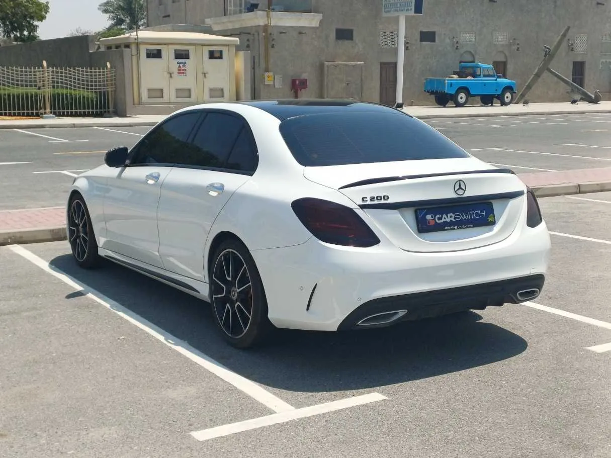 Car image 7
