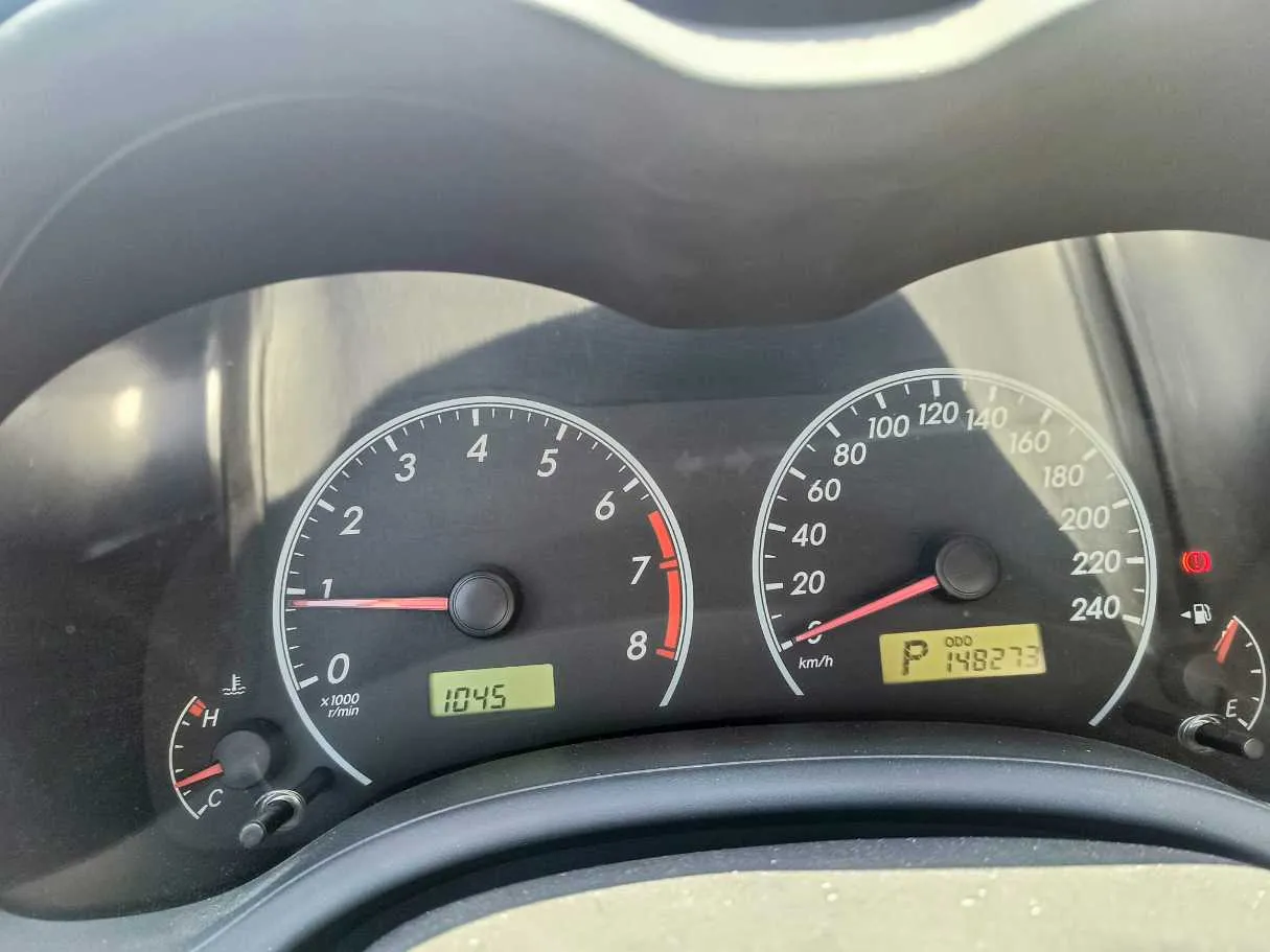 Car image 19