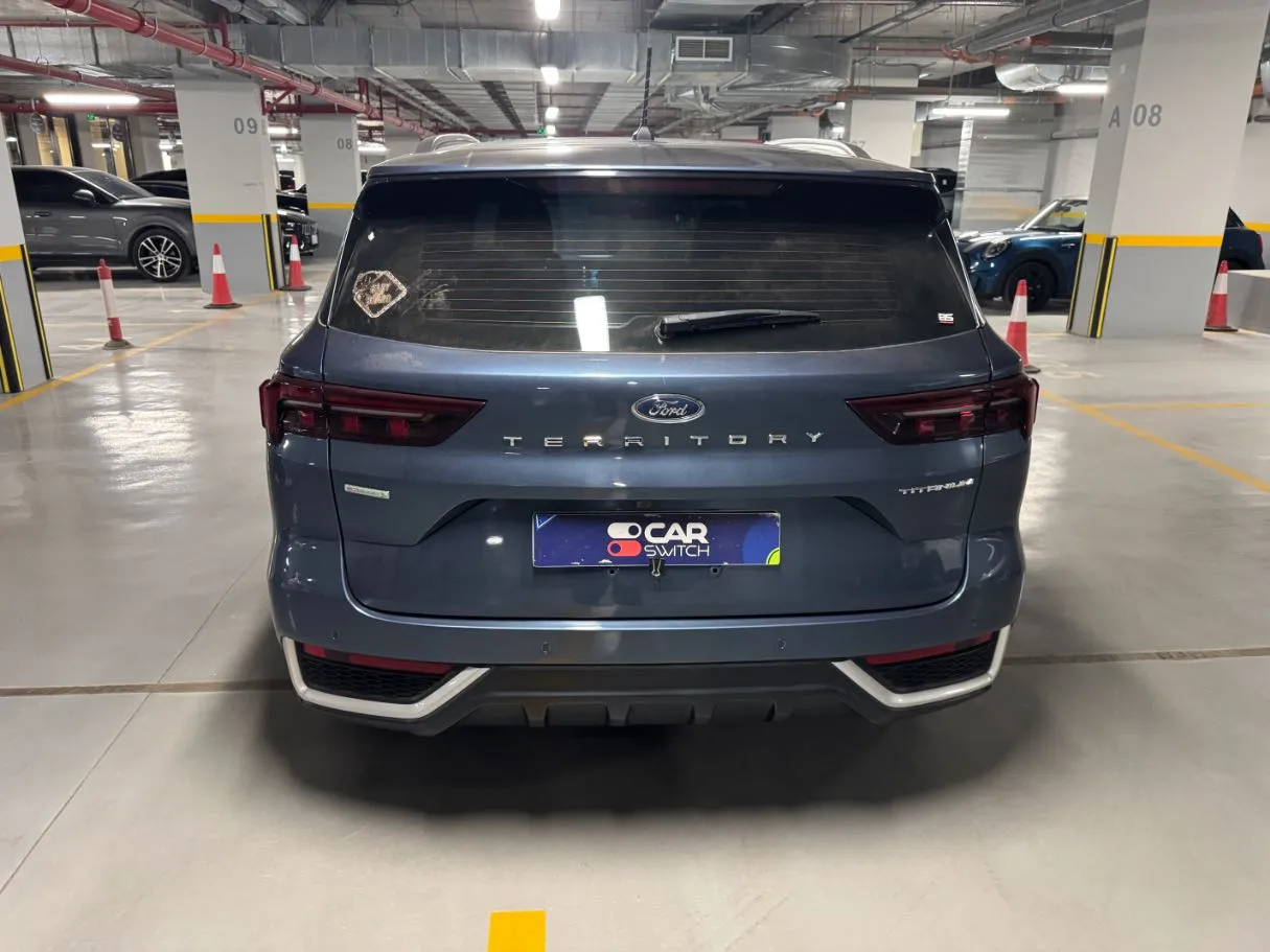 Car image 6