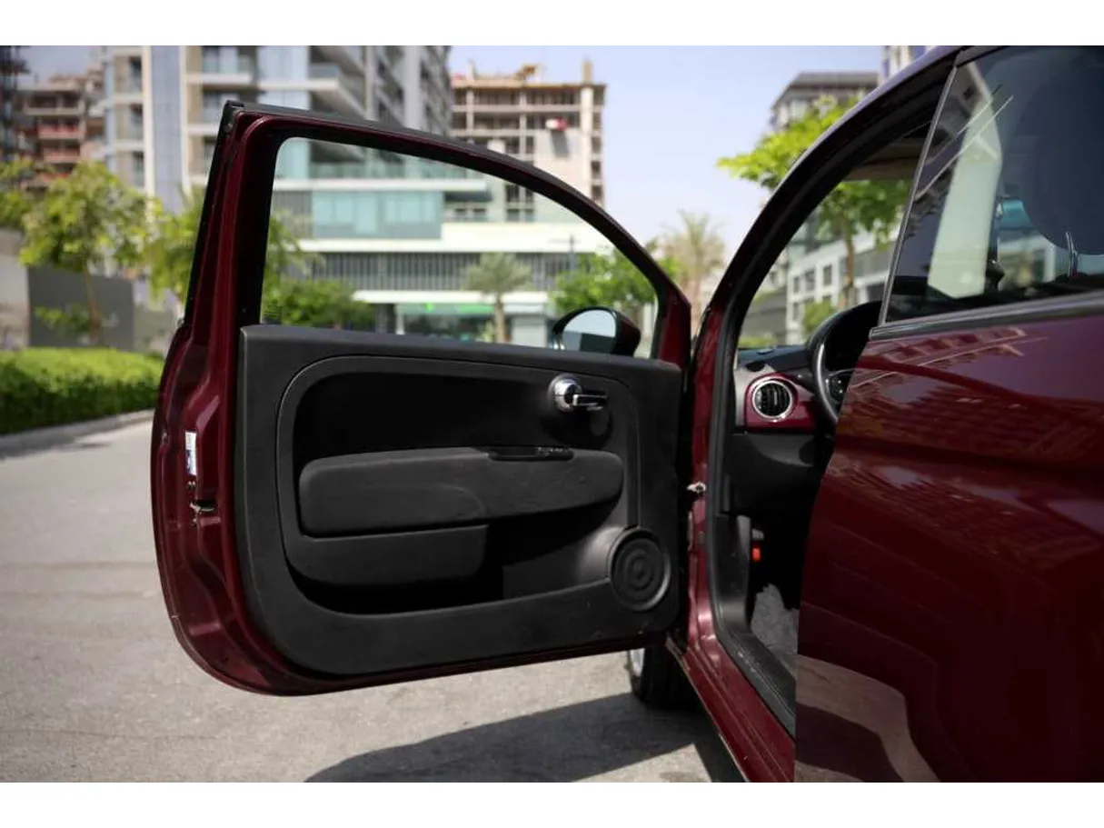 Car image 24