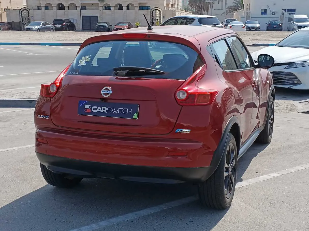 Car image 5