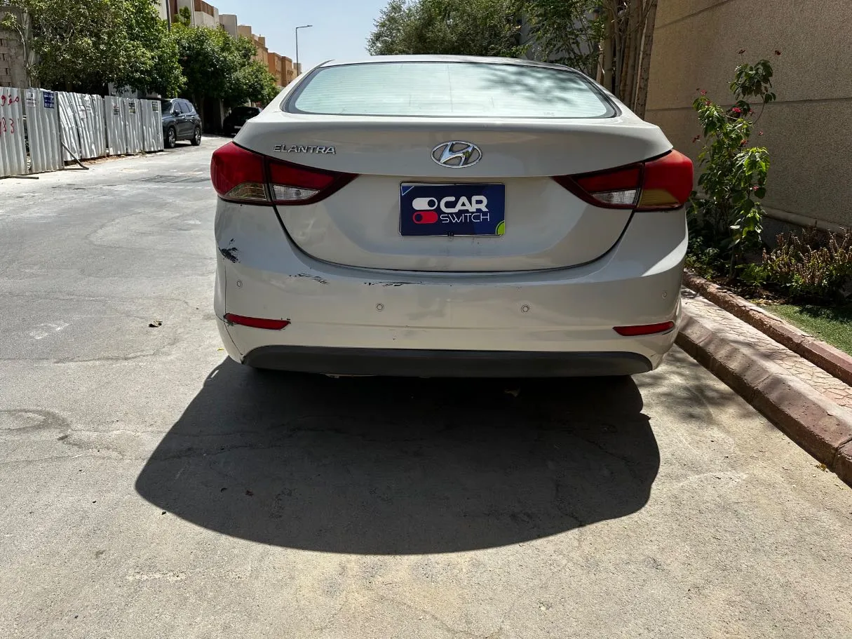 Car image 6