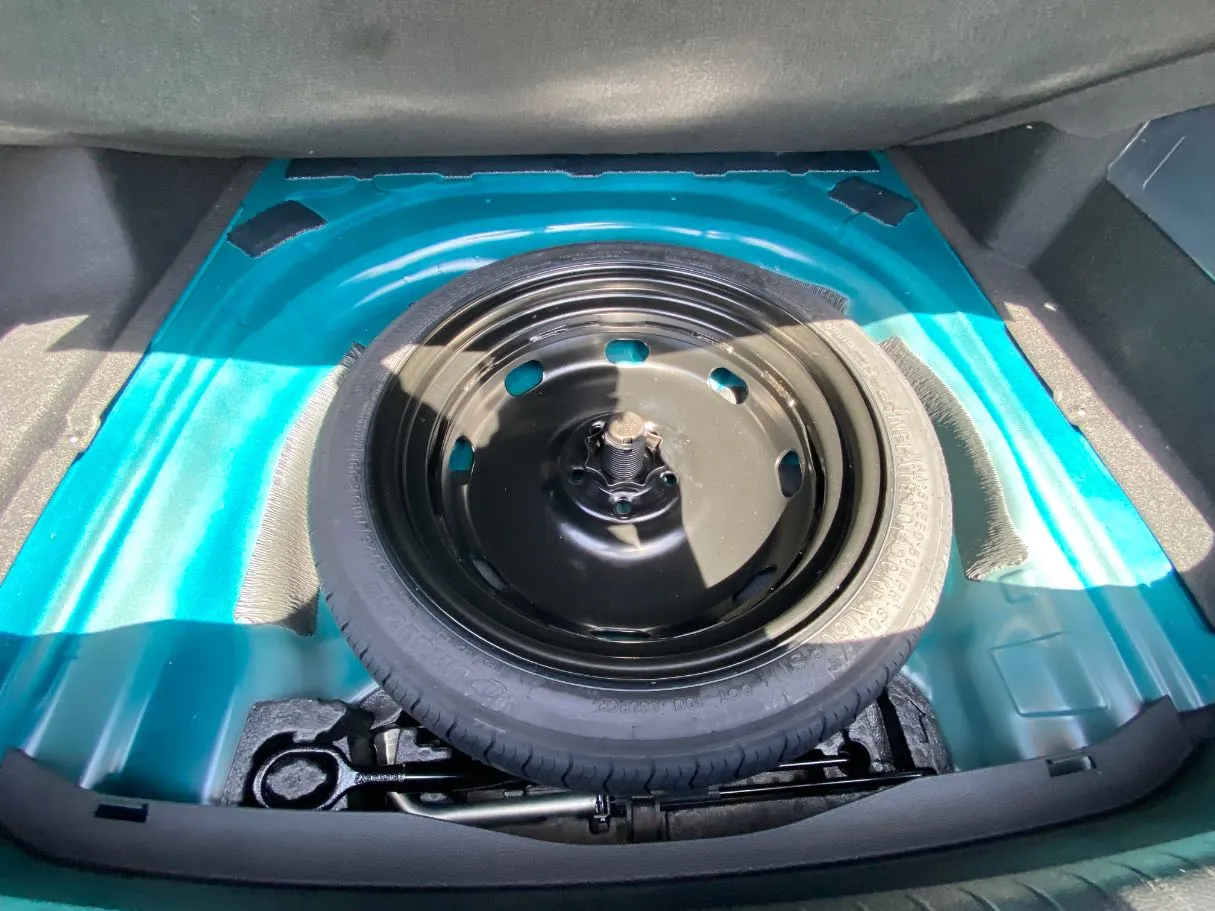 Car image 31