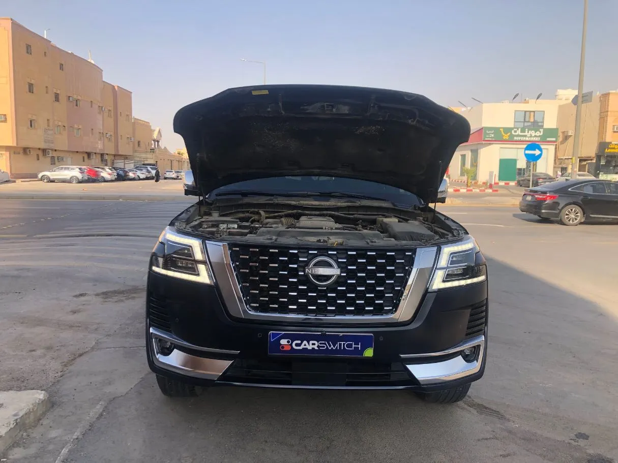 Car image 24
