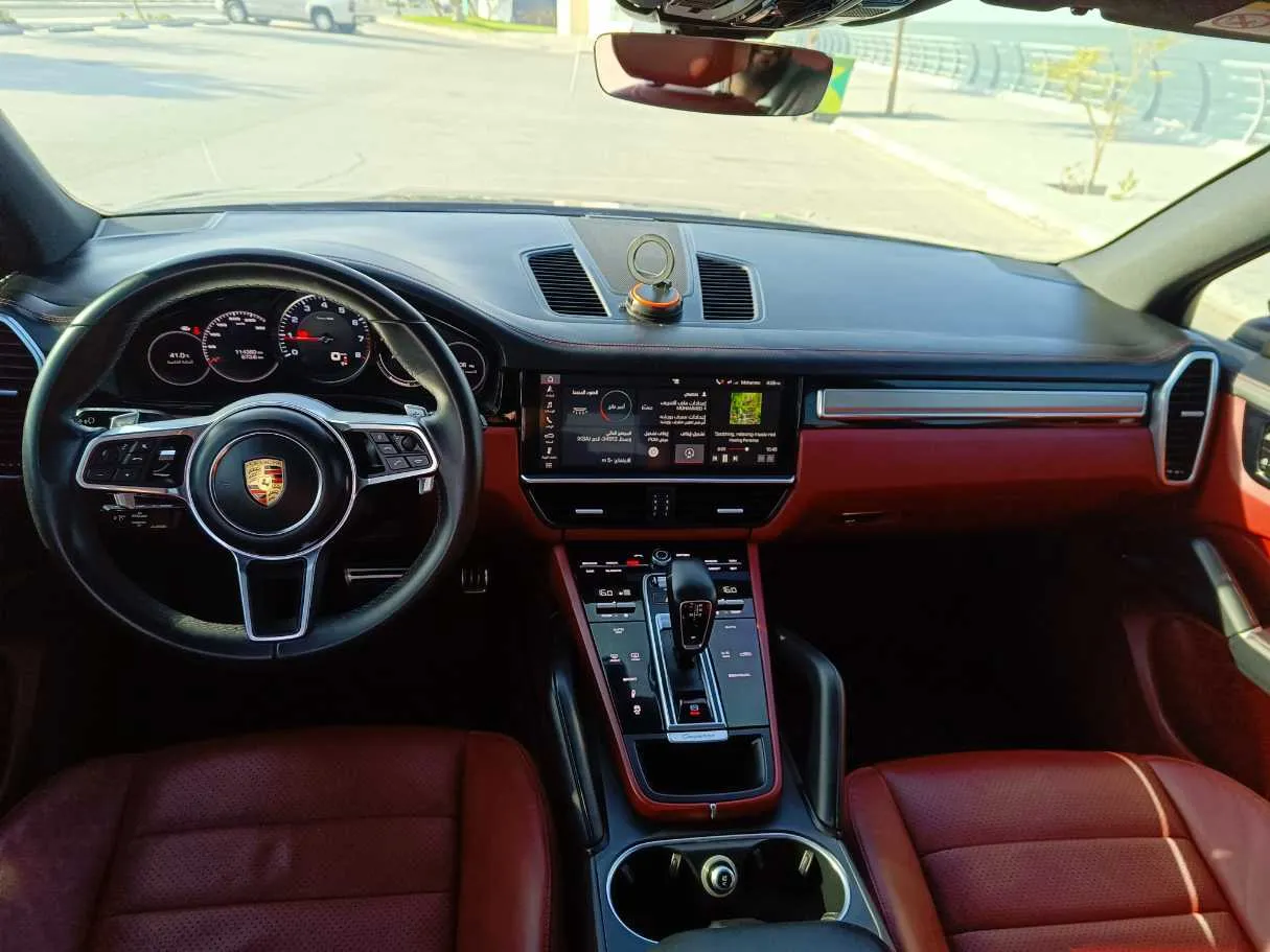 Car image 23
