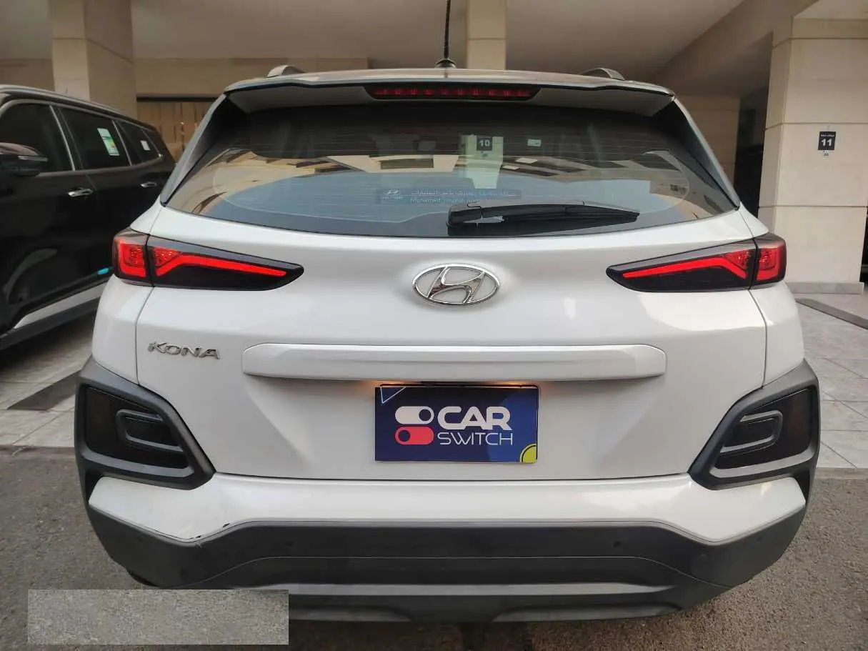 Car image 6