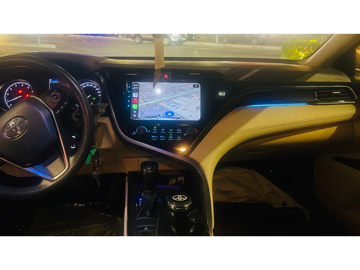 Car image 7