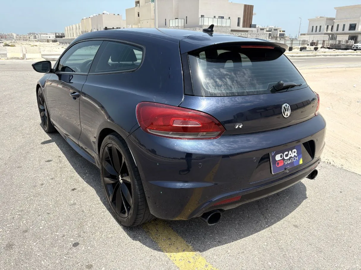 Car image 7
