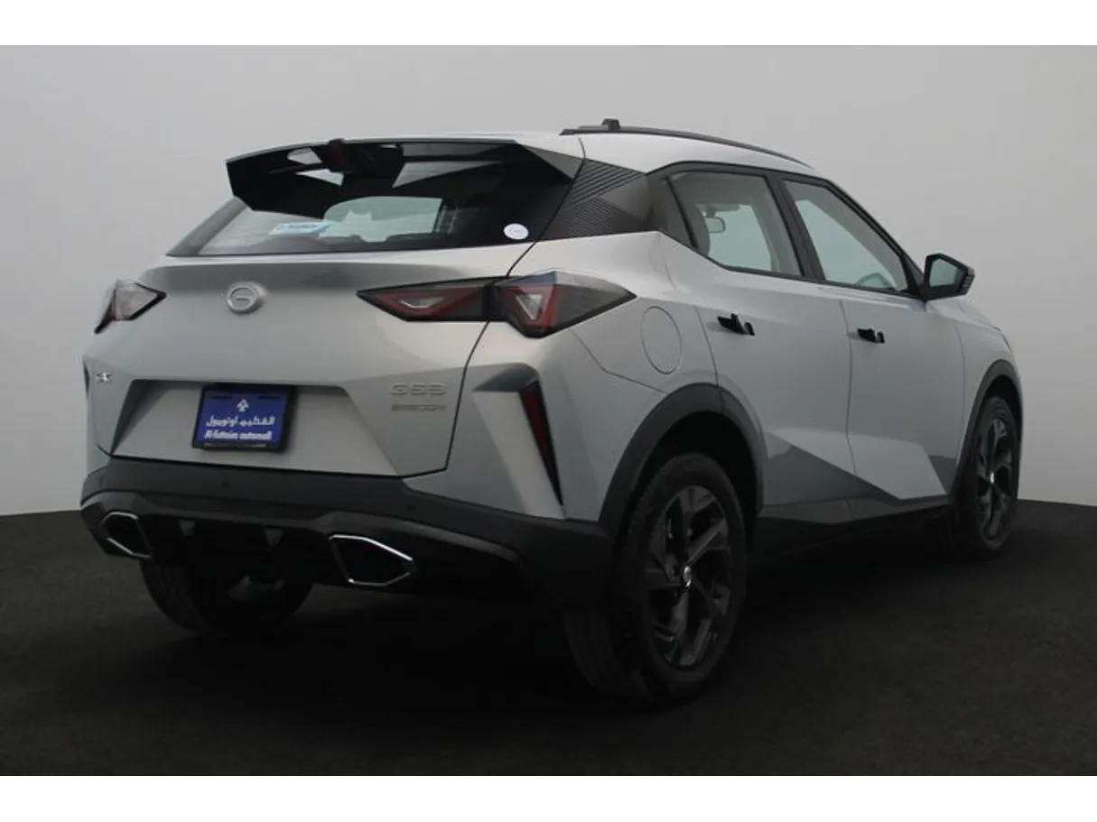 Car image 2