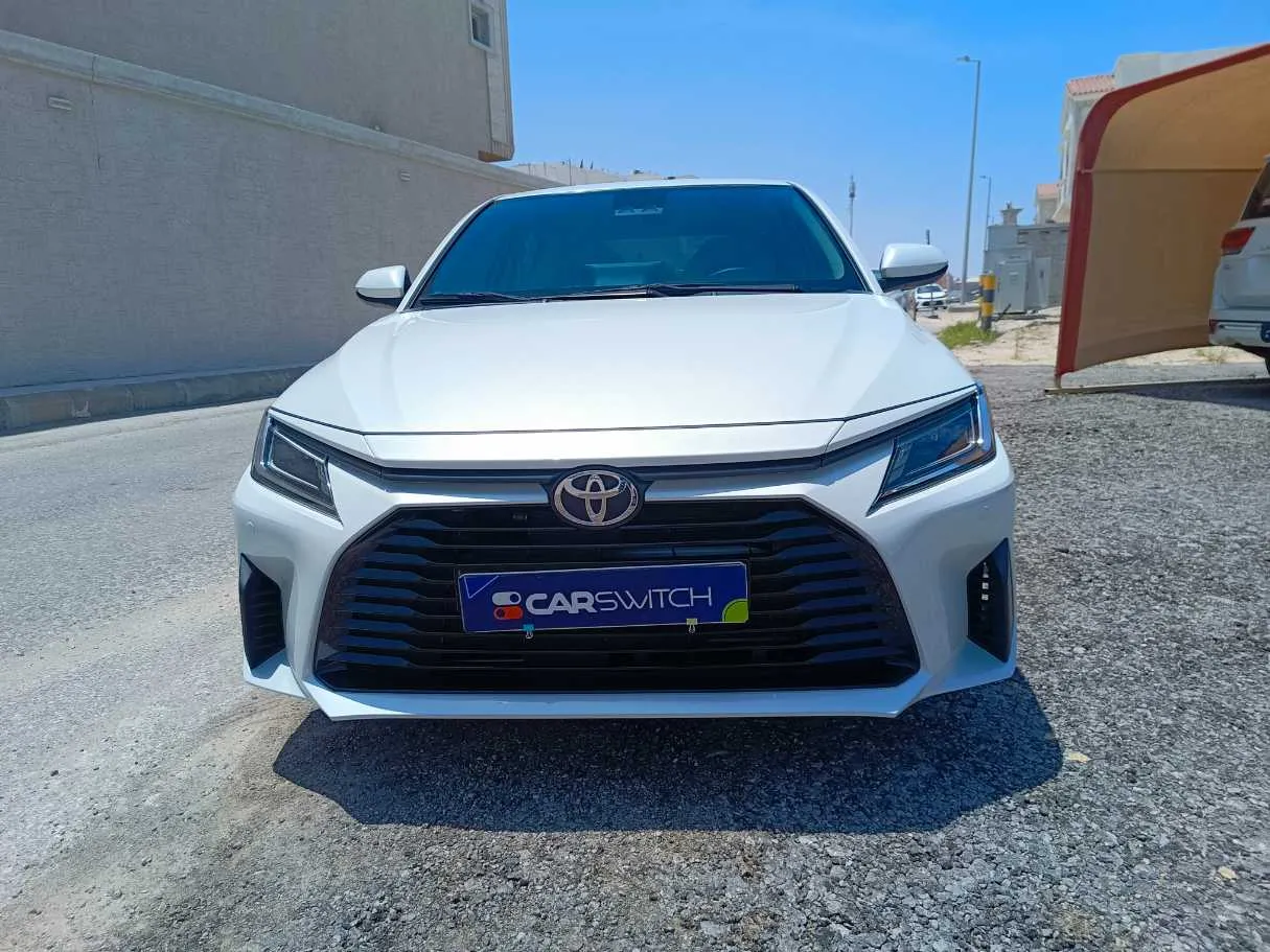 Car image 2