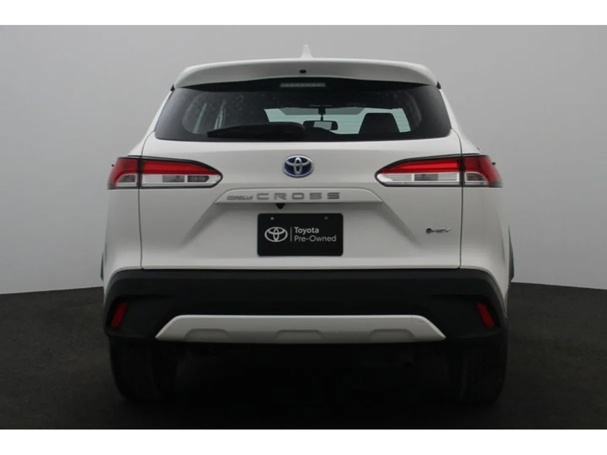Car image 12