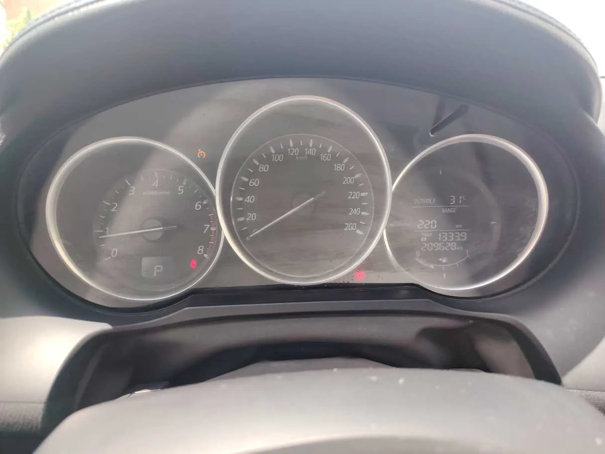 Car image 22