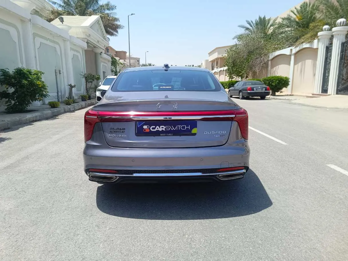 Car image 6