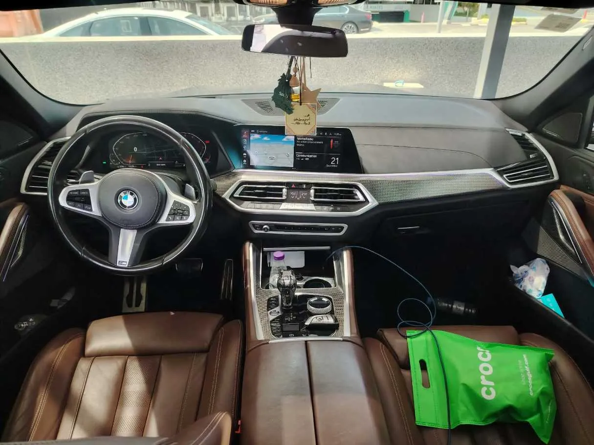 Car image 22