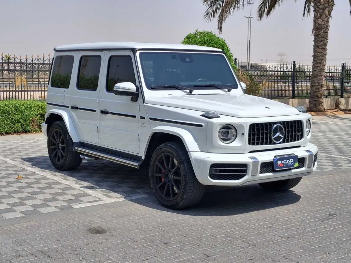 Car image 3