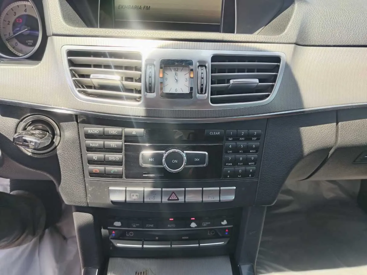 Car image 33