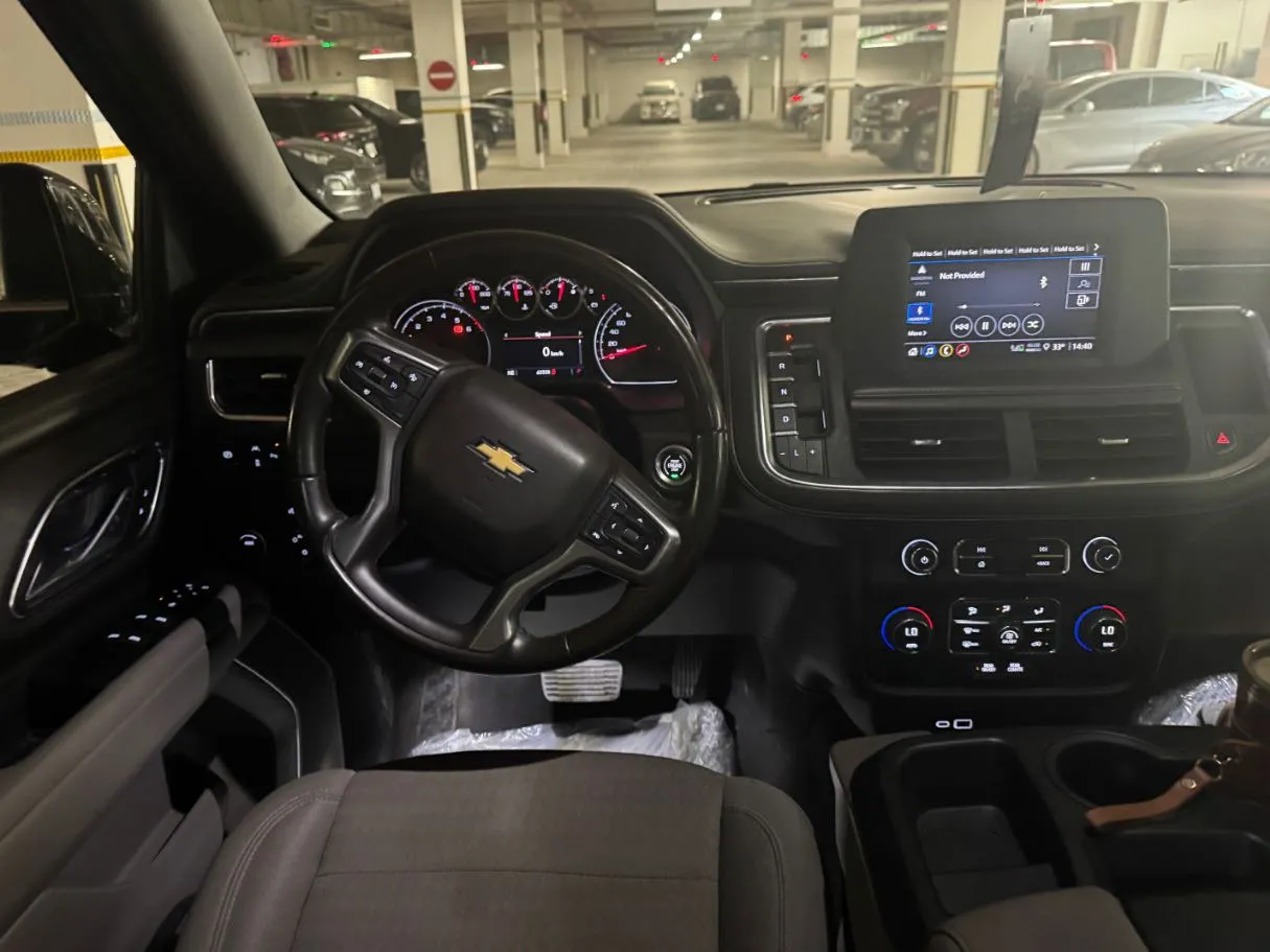 Car image 17