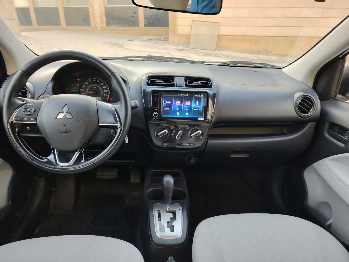 Car image 22