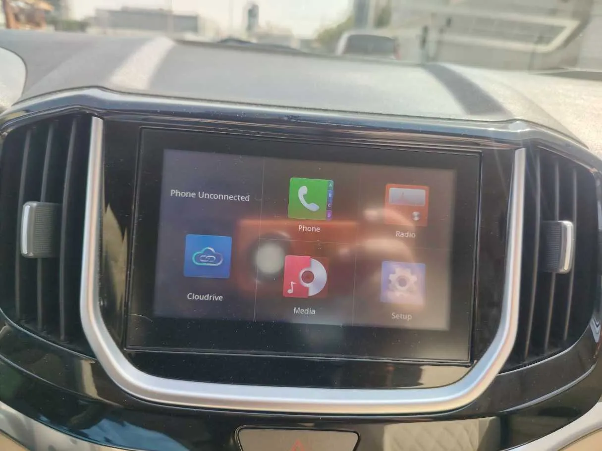Car image 24