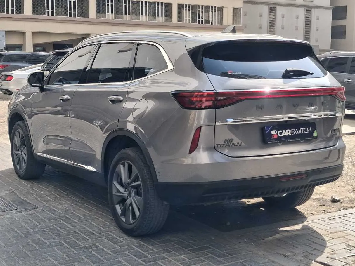 Car image 7